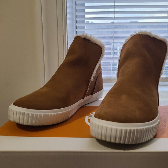 Skyla Bay Pull On Boot Medium Brown Nubuck 8.5 - Picture 2 of 7